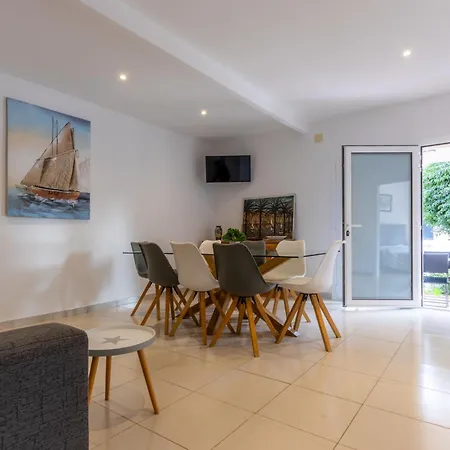 Higini Angles-2 By Interhome Apartment